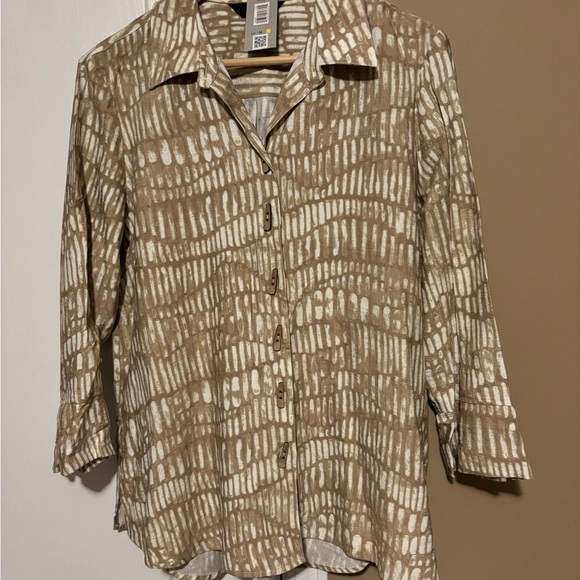 Ali Miles Beige Patterned Button-Down Shirt - Picture 3 of 5